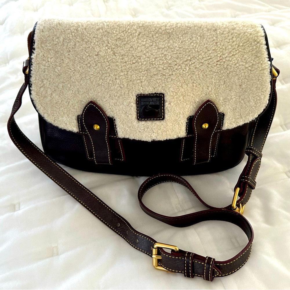 NWT Dooney& Bourke Florentine Brown T Moro Shearling Saddle Bag JL369BM